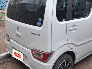 2018 Suzuki Wagon R VI, белый, 670000 рублей, вид 3