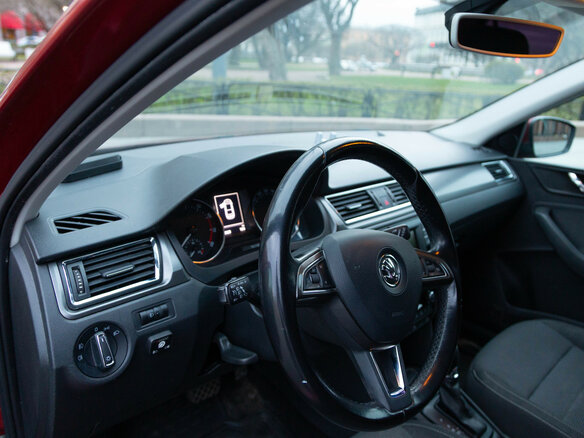 2016 Skoda Rapid I, красный, 900000 рублей - вид 10