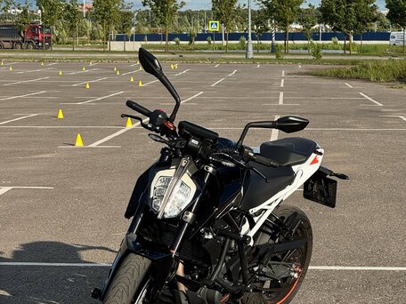2021 KTM 390 Duke, чёрный, 400000 рублей, вид 2