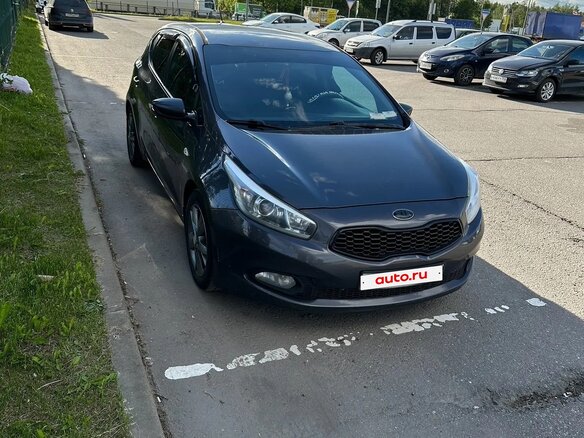 2012 Kia Ceed II, серый, 720000 рублей