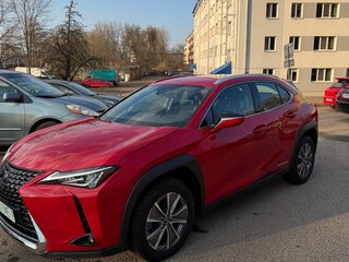 2021 Lexus UX 300e I, красный, 2025000 рублей, вид 4