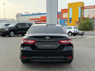 2022 Toyota Camry VIII (XV70) Рестайлинг, чёрный, 3450000 рублей, вид 5