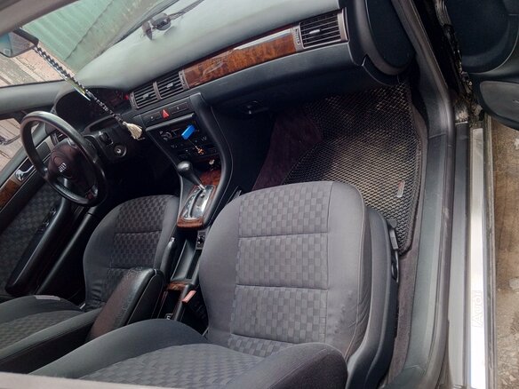 1999 Audi A6 II (C5), чёрный, 550000 рублей - вид 13