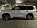 2017 Lexus LX 570 III Рестайлинг 2, белый, 7650000 рублей - вид 11