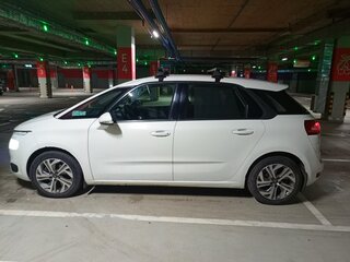 2014 Citroen C4 Picasso II, белый, 700000 рублей, вид 4