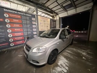 2008 Chevrolet Aveo I Рестайлинг, серебристый, 195000 рублей, вид 1