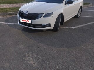 2020 Skoda Octavia III (A7) Рестайлинг, белый, 2300000 рублей, вид 1