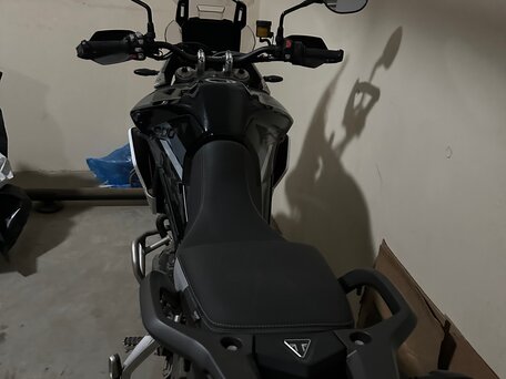 2020 Triumph Tiger 900, чёрный, 1350000 рублей, вид 2