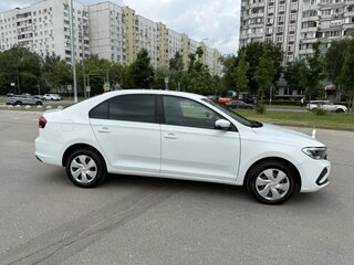 2021 Volkswagen Polo VI, белый, 1350000 рублей, вид 3