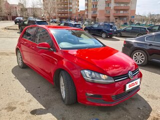 2013 Volkswagen Golf VII, красный, 1250000 рублей, вид 2