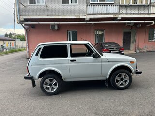 2024 Lada (ВАЗ) Niva Legend I, белый, 850000 рублей, вид 4