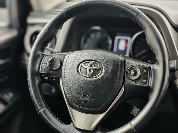 2017 Toyota RAV4 IV (XA40) Рестайлинг, чёрный - вид 23