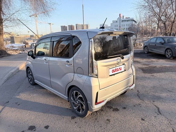 2017 Daihatsu Move VI Рестайлинг, серебристый, 965000 рублей - вид 5