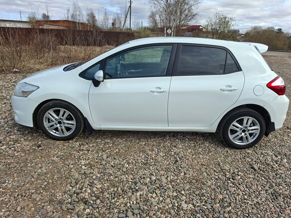 2010 Toyota Auris I Рестайлинг, белый - вид 8