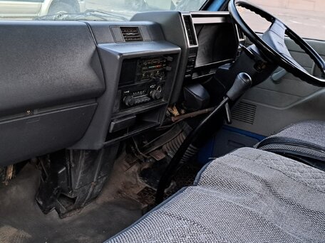 1989 Isuzu Колесные экскаваторы, синий, 2300000 рублей, вид 3