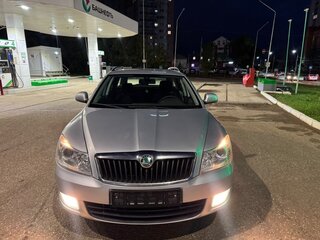 2012 Skoda Octavia II (A5) Рестайлинг, серебристый, 635000 рублей, вид 2