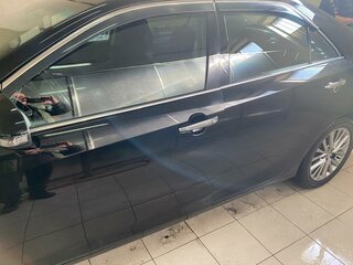2017 Toyota Camry VII (XV50) Рестайлинг, чёрный, 3000000 рублей, вид 4