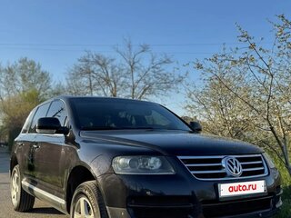 2006 Volkswagen Touareg I, чёрный, 1400000 рублей, вид 3