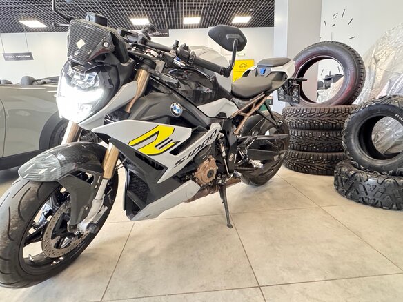 2022 BMW S 1000 R, серый, 1600000 рублей - вид 21