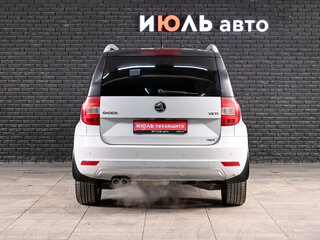 2016 Skoda Yeti I Рестайлинг, белый, 1445000 рублей, вид 5