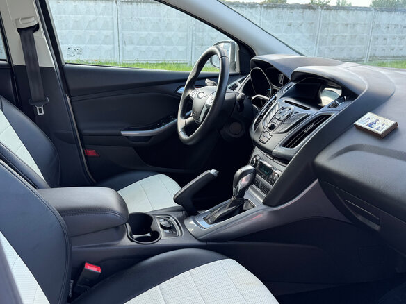 2013 Ford Focus III, белый, 1450000 рублей - вид 13