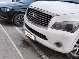 2011 Infiniti QX56 II, белый, 1730000 рублей, вид 1