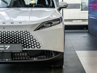 2026 Omoda C7, белый, 3266010 рублей, вид 4