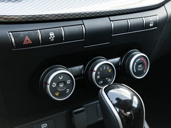 2026 Lada (ВАЗ) Vesta I Рестайлинг (NG), серебристый, 1651000 рублей - вид 20