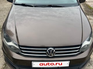 2016 Volkswagen Polo V Рестайлинг, коричневый, 1030000 рублей, вид 2