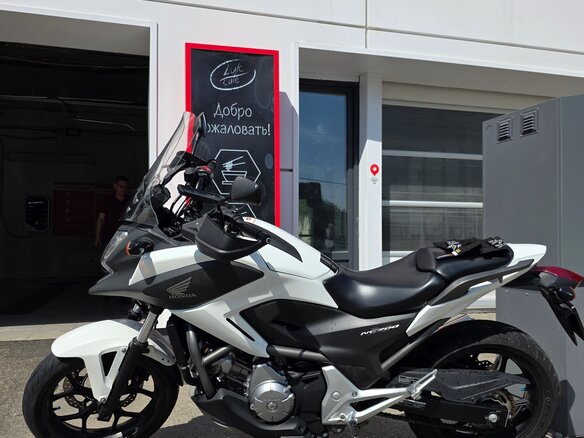 2013 Honda NC 700X, белый, 550000 рублей - вид 6