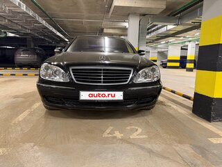 2004 Mercedes-Benz S-Класс 500 Long IV (W220) Рестайлинг, чёрный, 1900000 рублей, вид 2