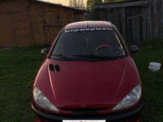 2001 Peugeot 206, красный, 200000 рублей, вид 4