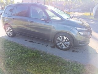 2014 Citroen C4 Picasso Grand II, серый, 1150000 рублей, вид 3