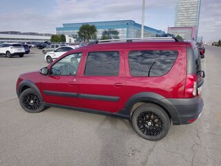 2021 Lada (ВАЗ) Largus Cross I Рестайлинг, красный, 930000 рублей, вид 4