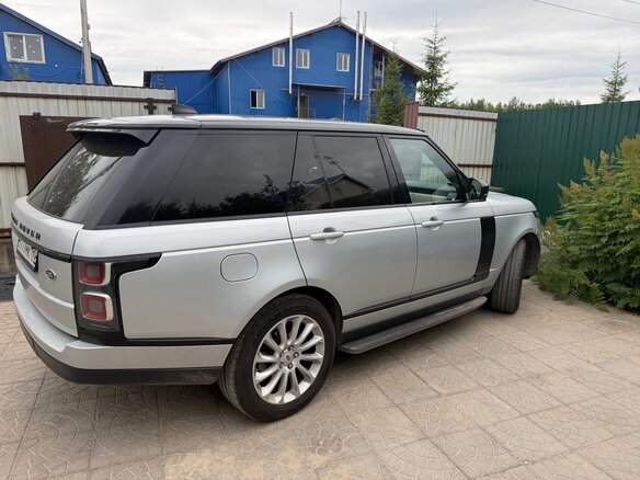 2018 Land Rover Range Rover IV Рестайлинг, серебристый - вид 4