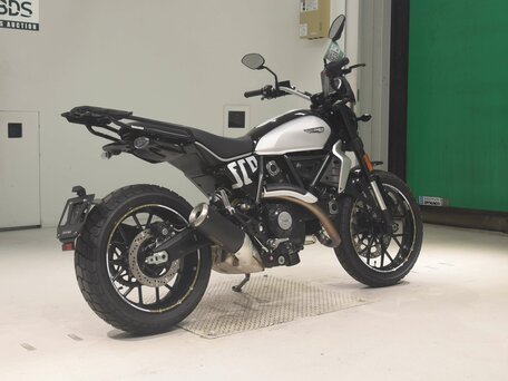 2024 Ducati Scrambler 800, серебристый, 920000 рублей, вид 5