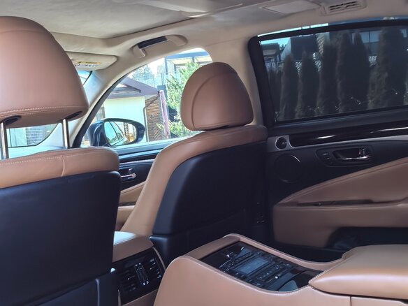 2014 Lexus LS Long 600h L IV Рестайлинг 2, чёрный, 2999000 рублей - вид 14