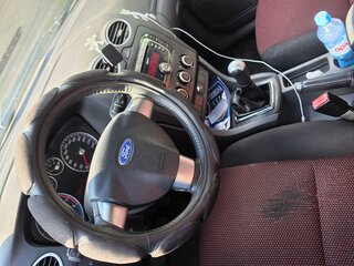 2007 Ford Focus II Рестайлинг, чёрный, 400000 рублей, вид 5