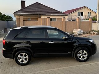 2015 Kia Sorento II Рестайлинг, чёрный, 2100000 рублей, вид 3