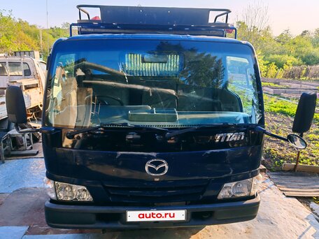 1990 Mazda Titan, синий, 2200000 рублей, вид 1