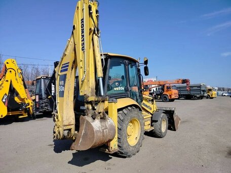 2020 Komatsu WB93R-5, жёлтый, 5824215 рублей, вид 3