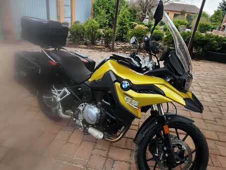 2019 BMW F 750 GS, золотистый, 950000 рублей, вид 3