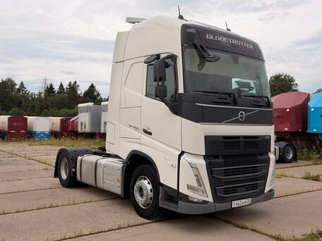 2022 Volvo FH, белый, 13500000 рублей, вид 1