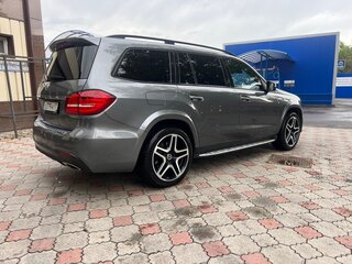 2017 Mercedes-Benz GLS 400 I (X166), серый, 3600000 рублей, вид 4