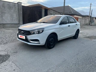 2018 Lada (ВАЗ) Vesta I, белый, 600000 рублей, вид 1
