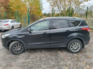 2014 Ford Kuga II, чёрный, 1350000 рублей, вид 3
