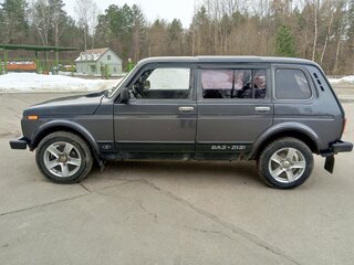2014 Lada (ВАЗ) 2131 (4x4) 213105 I, серебристый, 300000 рублей, вид 3