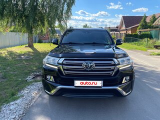 2016 Toyota Land Cruiser 200 Series Рестайлинг 2, чёрный, 5600000 рублей, вид 3