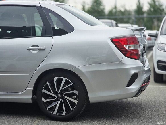 2026 Lada (ВАЗ) Granta Sport I Рестайлинг, серебристый, 1607000 рублей - вид 14