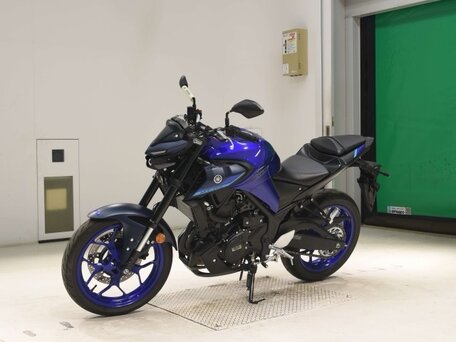 2025 Yamaha MT-03, синий, 600000 рублей, вид 4